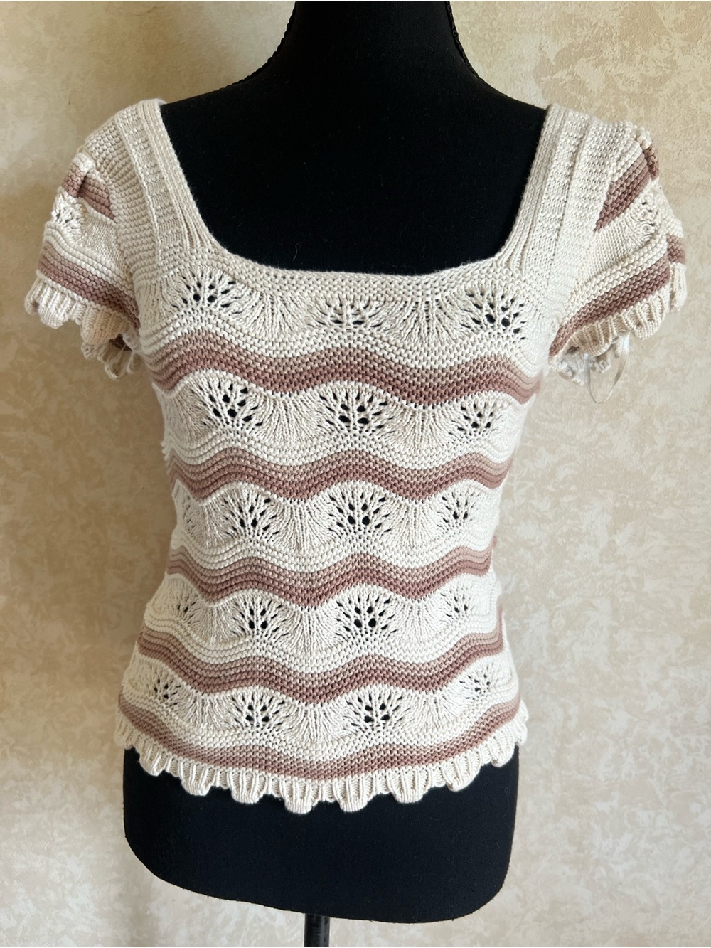 Jessica Simpson Cream and Taupe Crochet Square-Neck knit short sleeve sweater